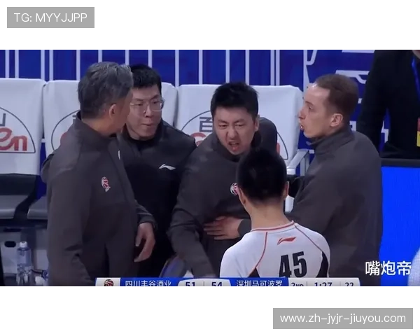 CBA球员观看足球赛的趣事集锦 CBA球员观看足球赛的趣事集锦